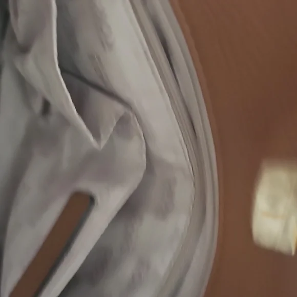 Michael Kors Brown Leather Men's Bag - Picture 4 of 10